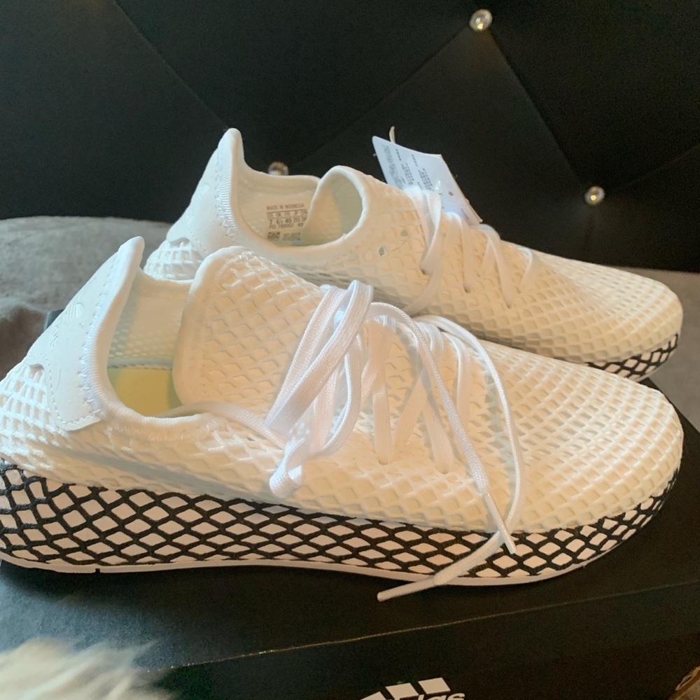 New Adidas Original Deerupt Runners